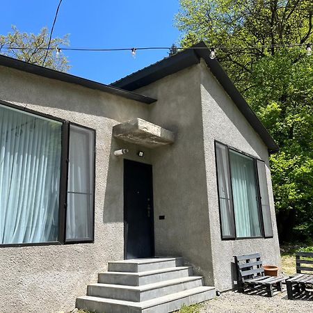 Cozy House In The Forest Bordschomi Exterior foto