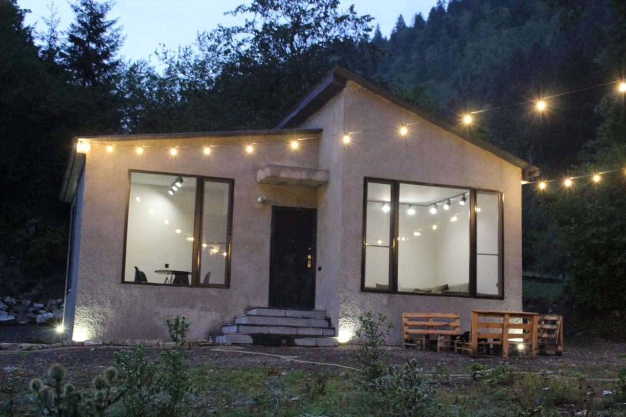 Cozy House In The Forest Bordschomi Exterior foto