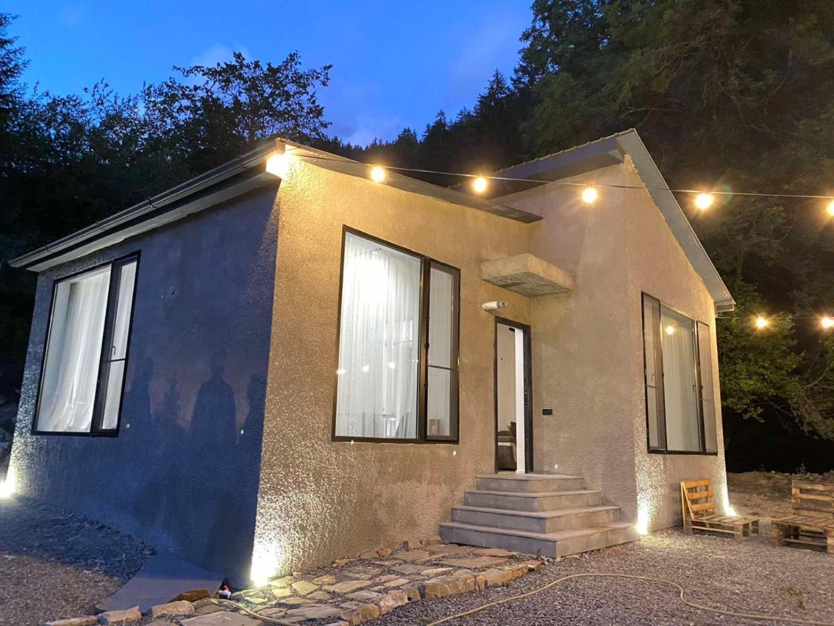 Cozy House In The Forest Bordschomi Exterior foto